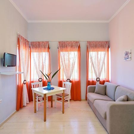 Poseidon Apartments Kato Daratso Dış mekan fotoğraf