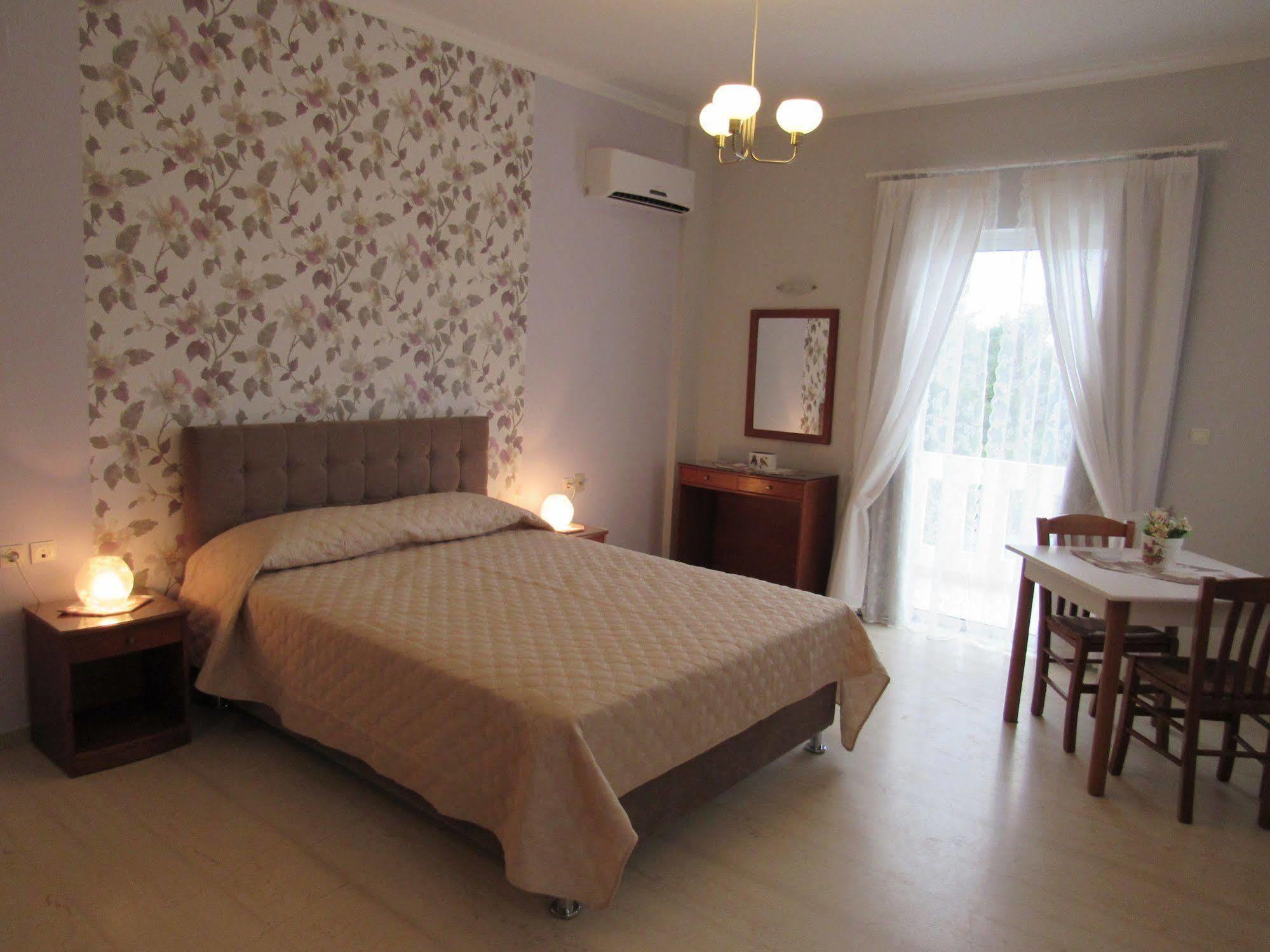 Poseidon Apartments Kato Daratso Dış mekan fotoğraf